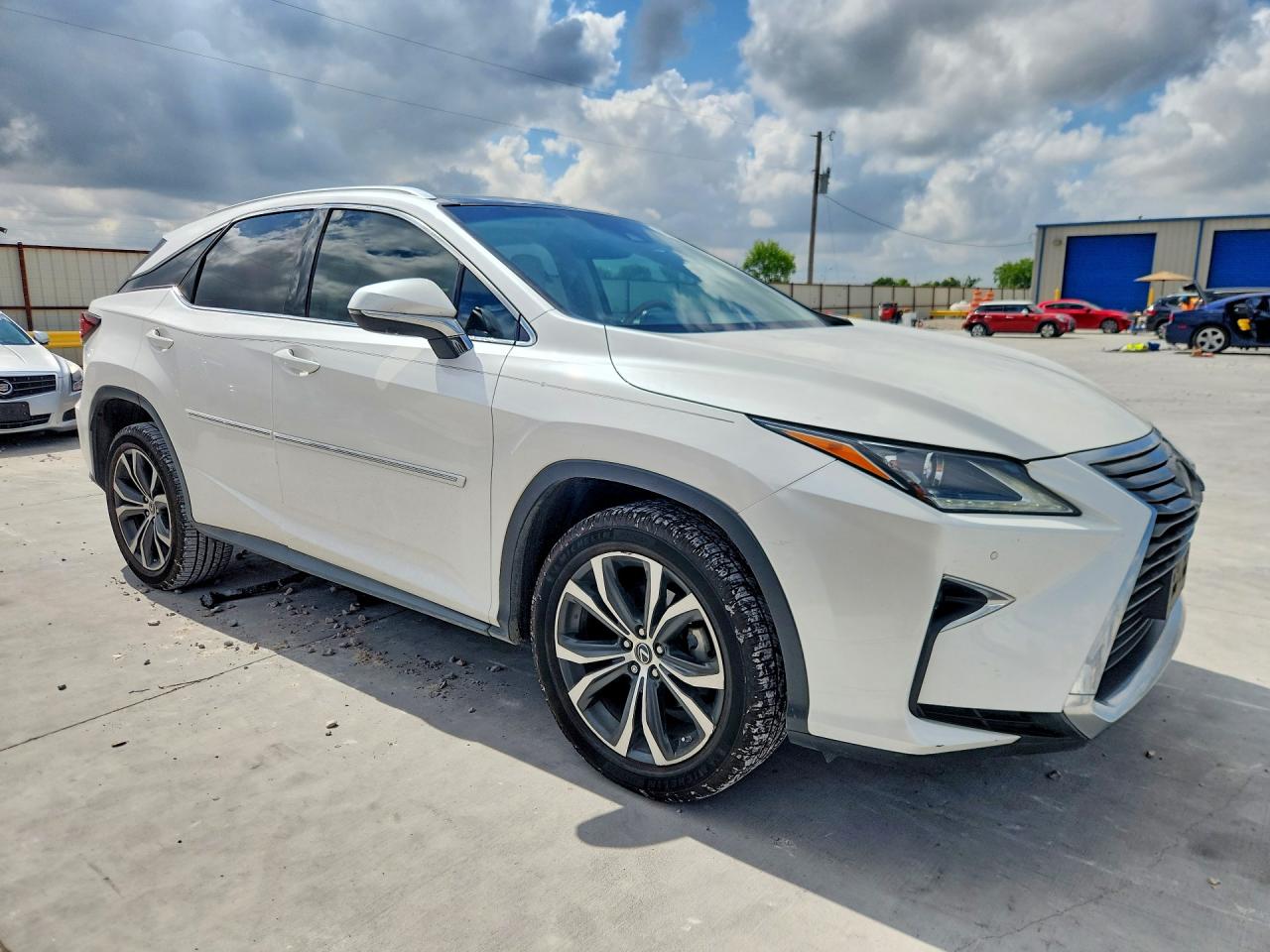 2T2ZZMCA6KC124836 · 2019 LEXUS RX 350 · 4/13