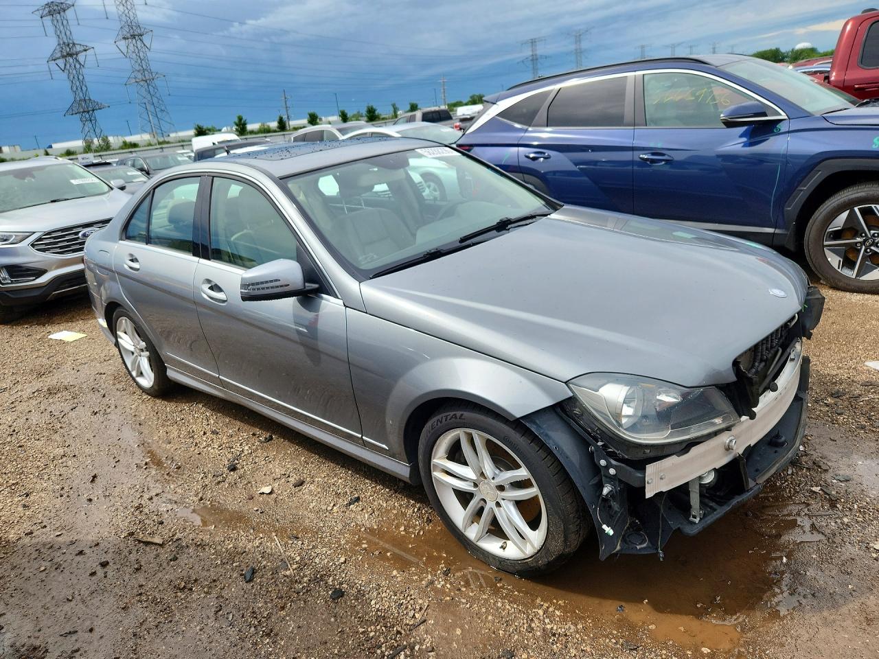 WDDGF8AB4DR298703 · 2013 MERCEDES-BENZ C · 4/13