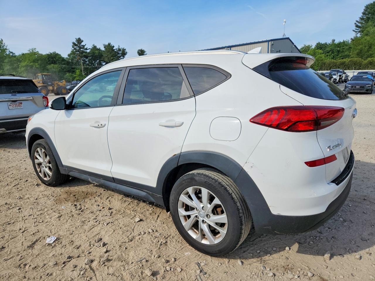 KM8J3CA46KU068258 · 2019 HYUNDAI TUCSON · 2/13