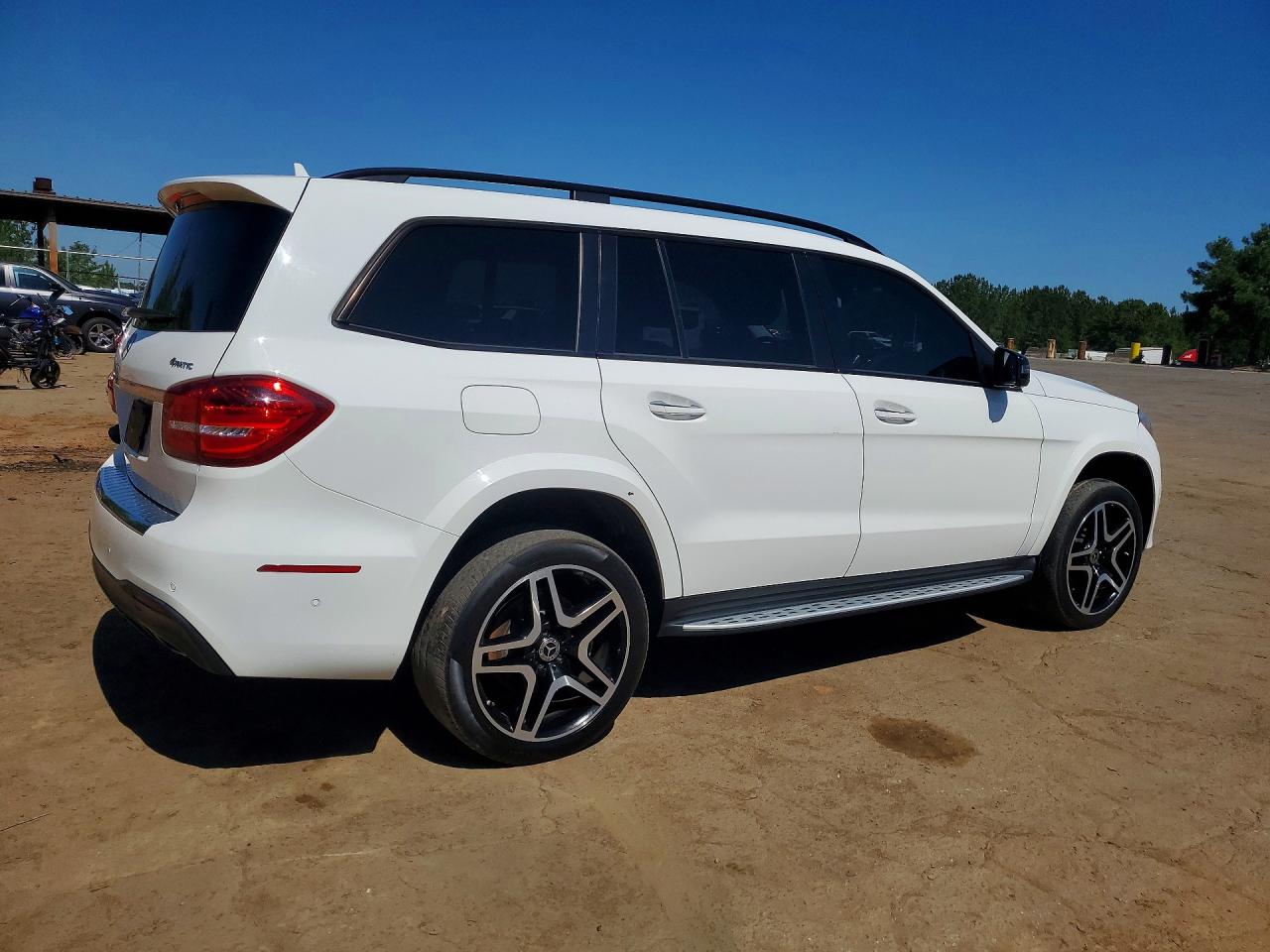 4JGDF7DE8JB025194 · 2018 MERCEDES-BENZ GLS · 3/12