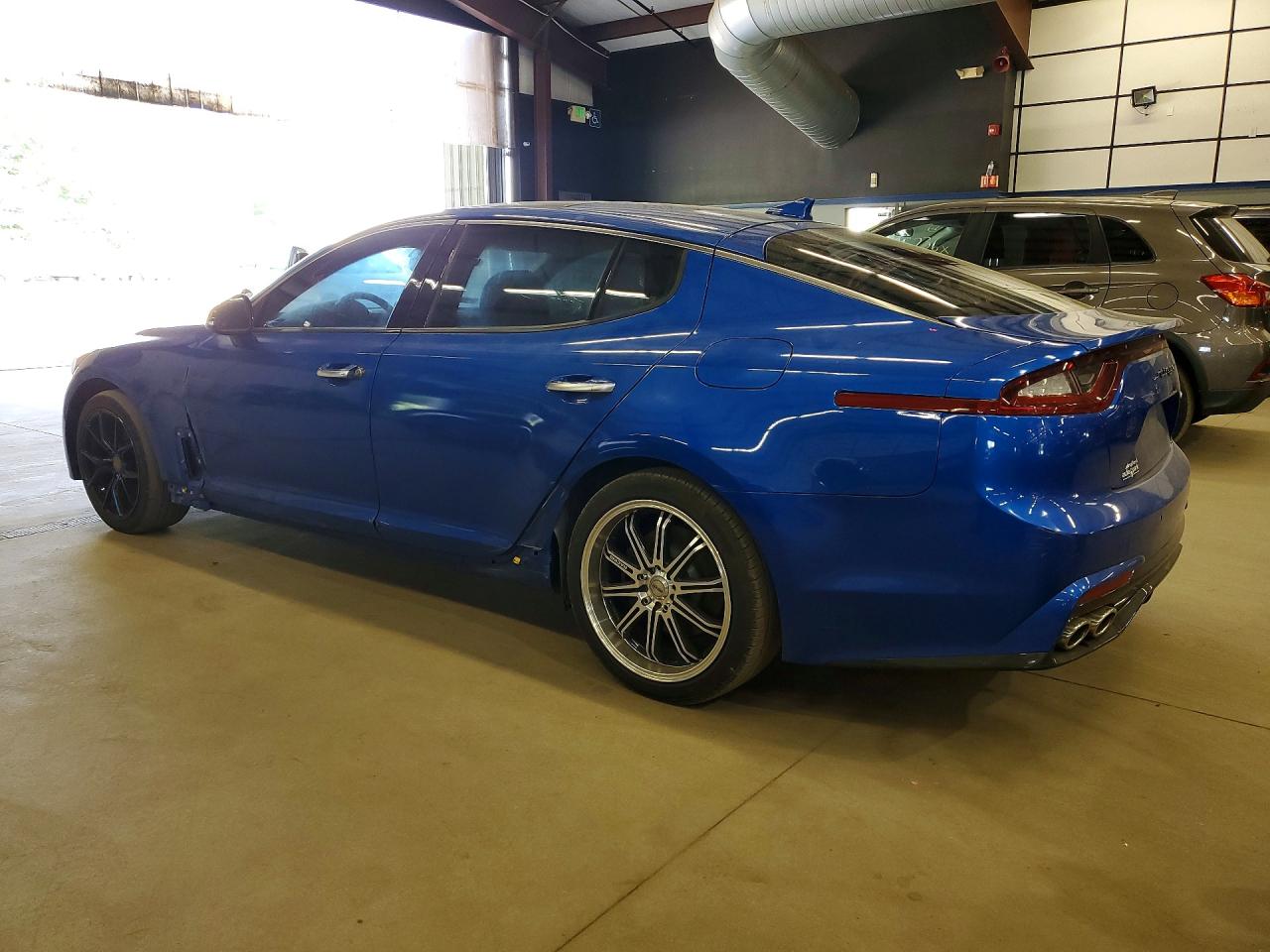 KNAE25LA8J6025967 · 2018 KIA STINGER · 2/12