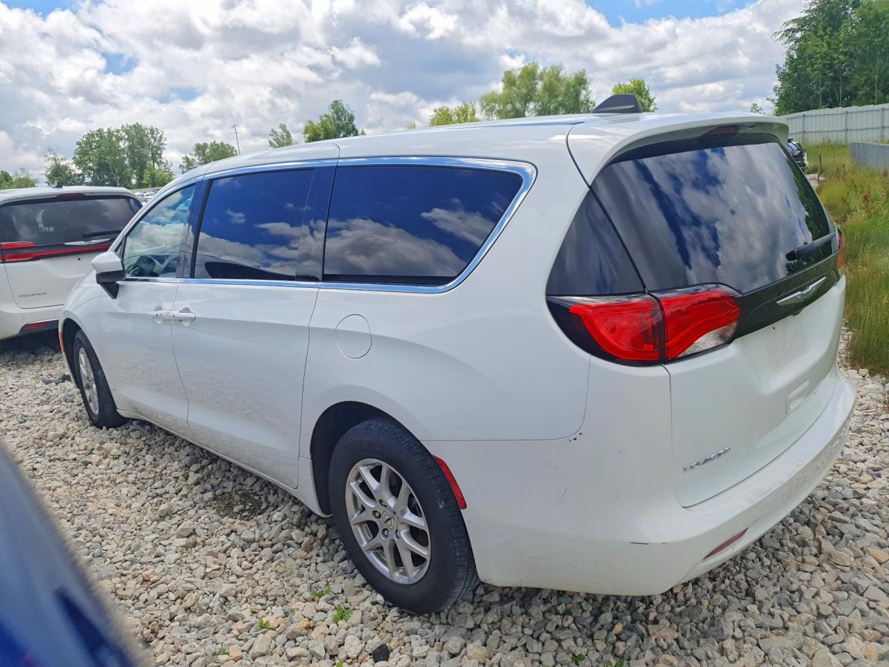 2C4RC1CG2PR537515 · 2023 CHRYSLER VOYAGER · 2/13