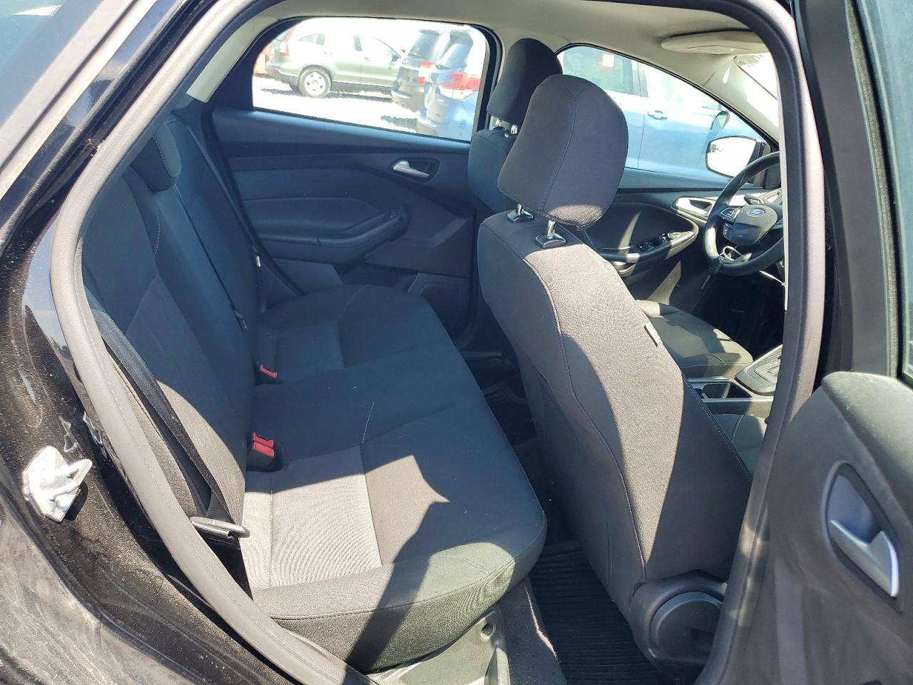 1FADP3F29HL291945 · 2017 FORD FOCUS · 10/12