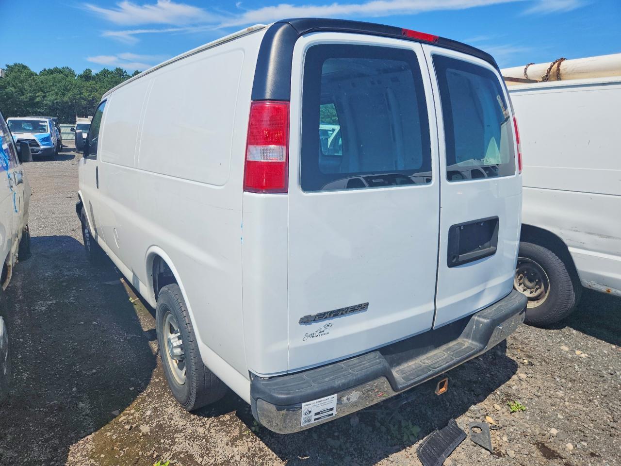 1FTYR2ZM2HKB12969 · 2017 FORD TRANSIT · 2/13