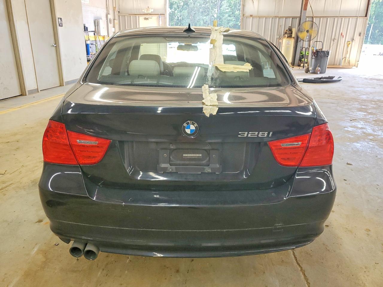 WBAPH7C56BE676897 · 2011 BMW 328 · 6/12