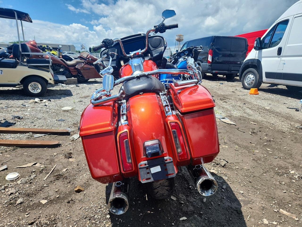 1HD1KH715RB641236 · 2024 HARLEY-DAVIDSON FLTRX · 4/8