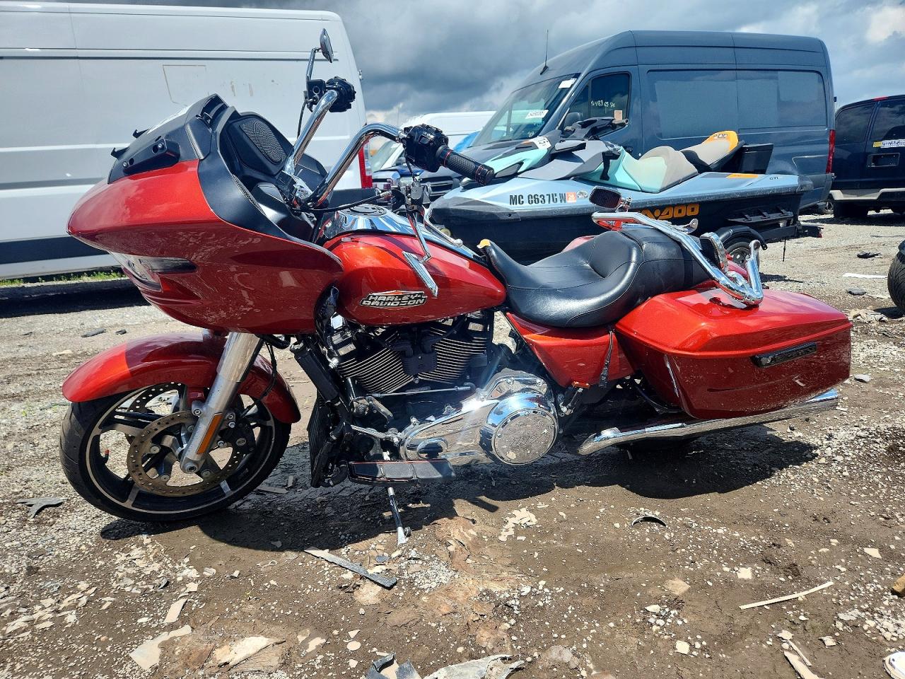 1HD1KH715RB641236 · 2024 HARLEY-DAVIDSON FLTRX · 3/8