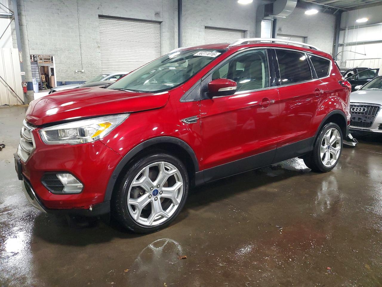 1FMCU9J90KUB61135 · 2019 FORD ESCAPE