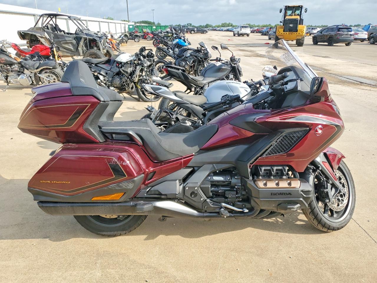 JH2SC7952SK702147 · 2025 HONDA GL1800
