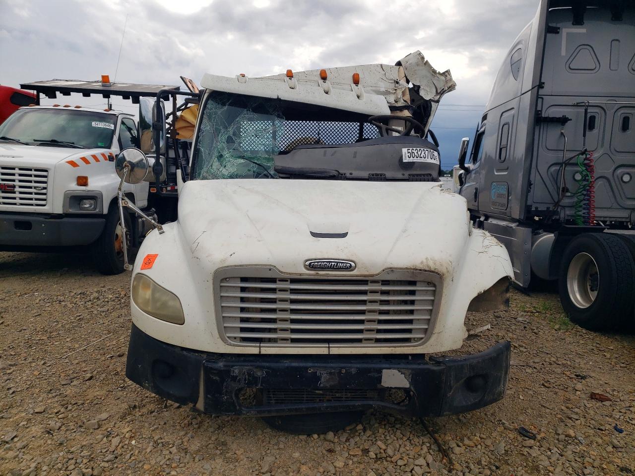 1FVHCYDC75HU43160 · 2002 FREIGHTLINER M2 · 5/14