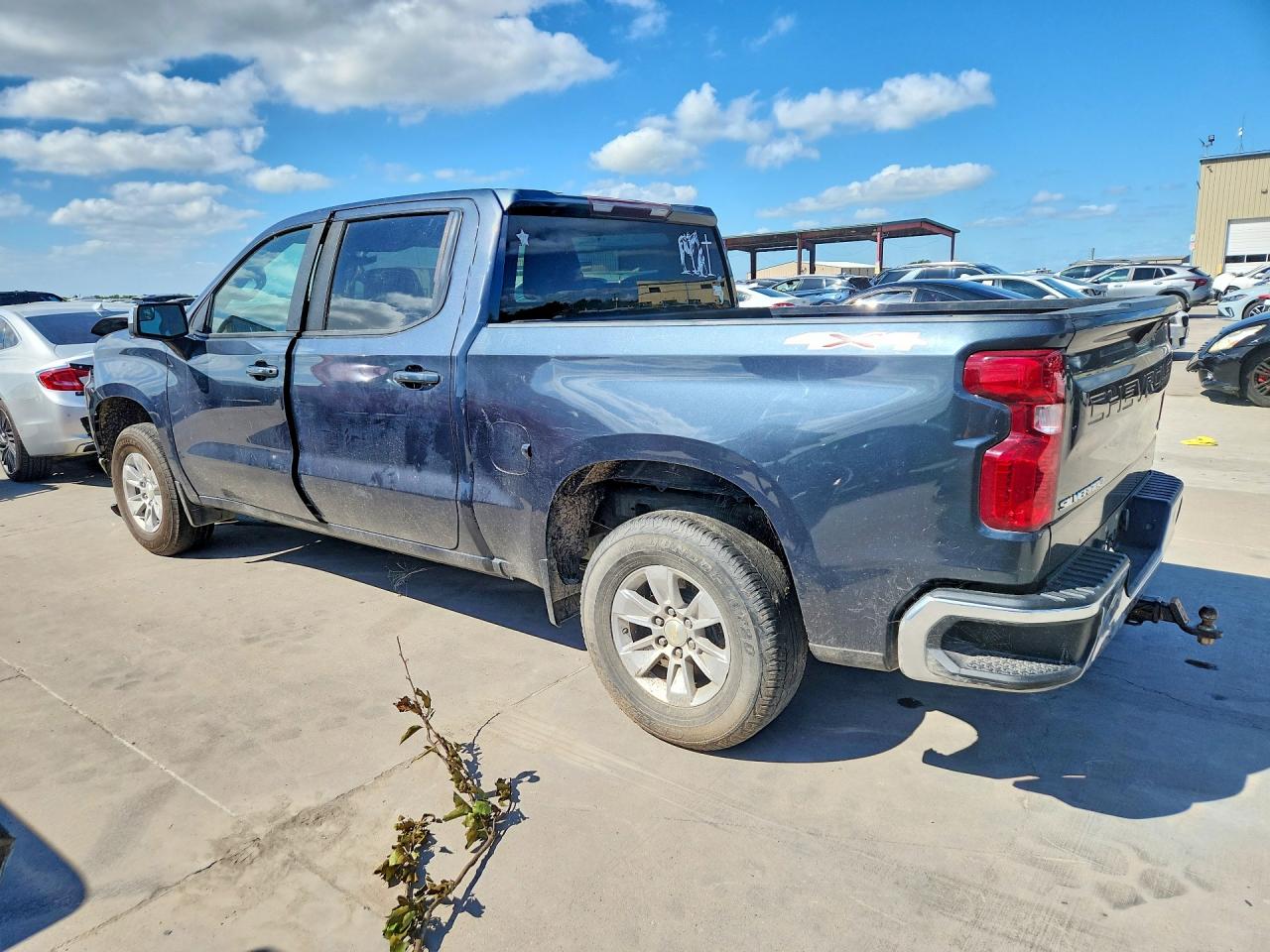 1GCUYDED4NZ124384 · 2022 CHEVROLET SILVERADO LTD · 2/12