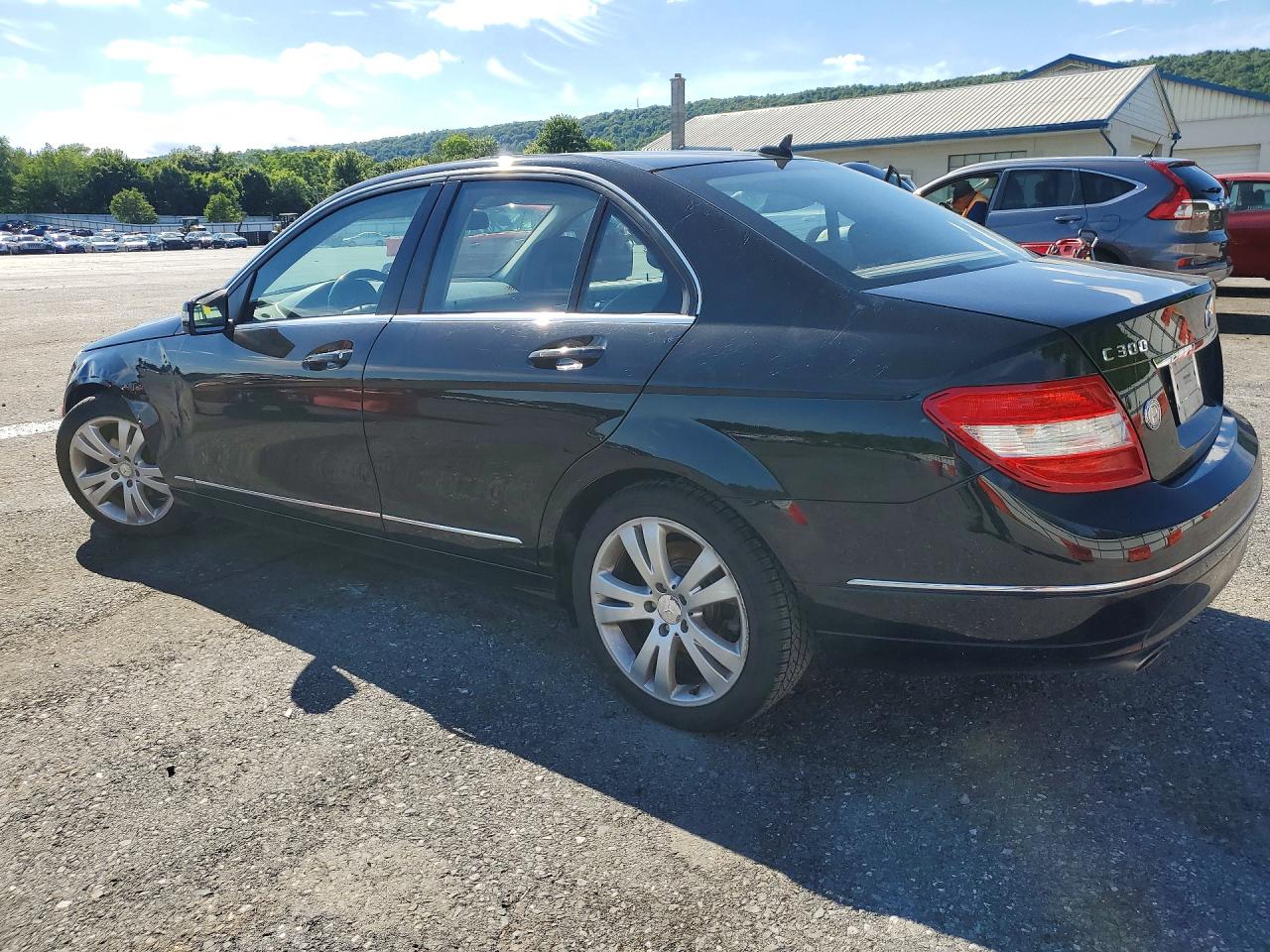 WDDGF8BB9BR163518 · 2011 MERCEDES-BENZ C · 2/12