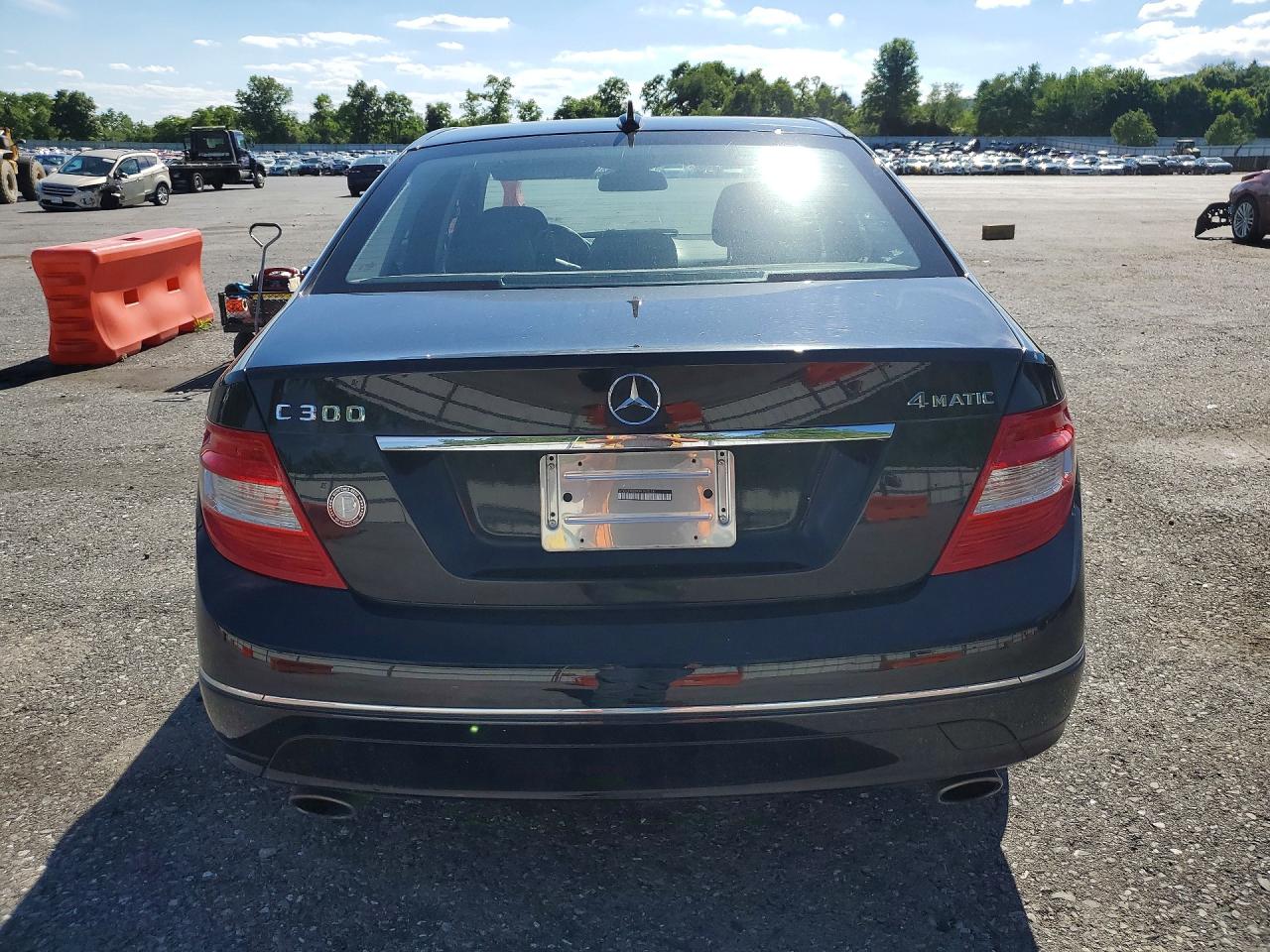 WDDGF8BB9BR163518 · 2011 MERCEDES-BENZ C · 6/12