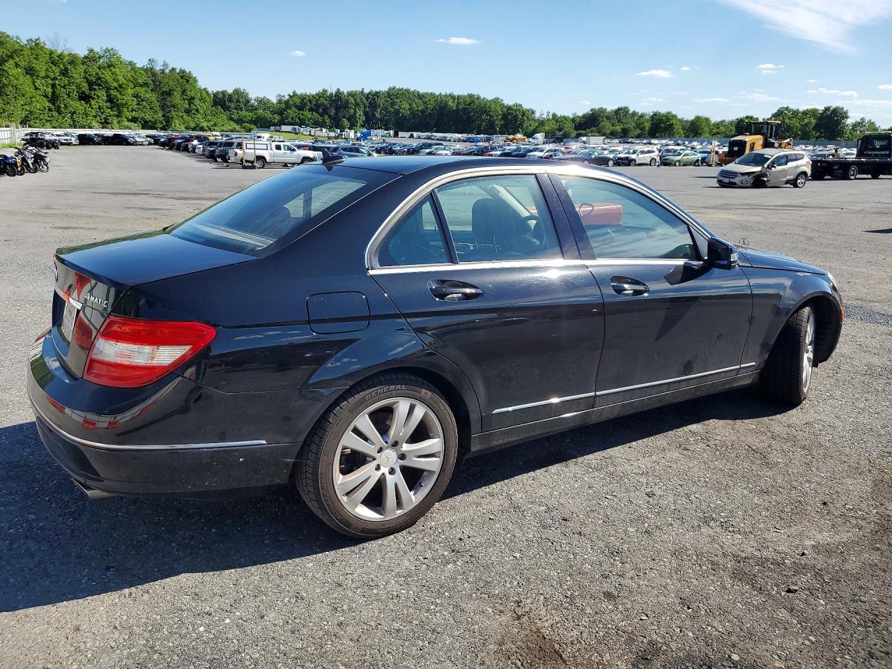 WDDGF8BB9BR163518 · 2011 MERCEDES-BENZ C · 3/12