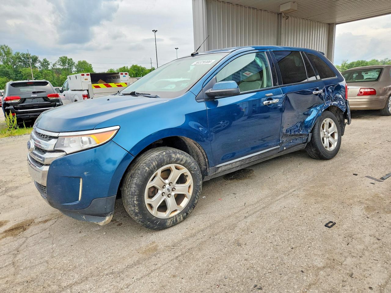 2FMDK3JC2BBA97818 · 2011 FORD EDGE