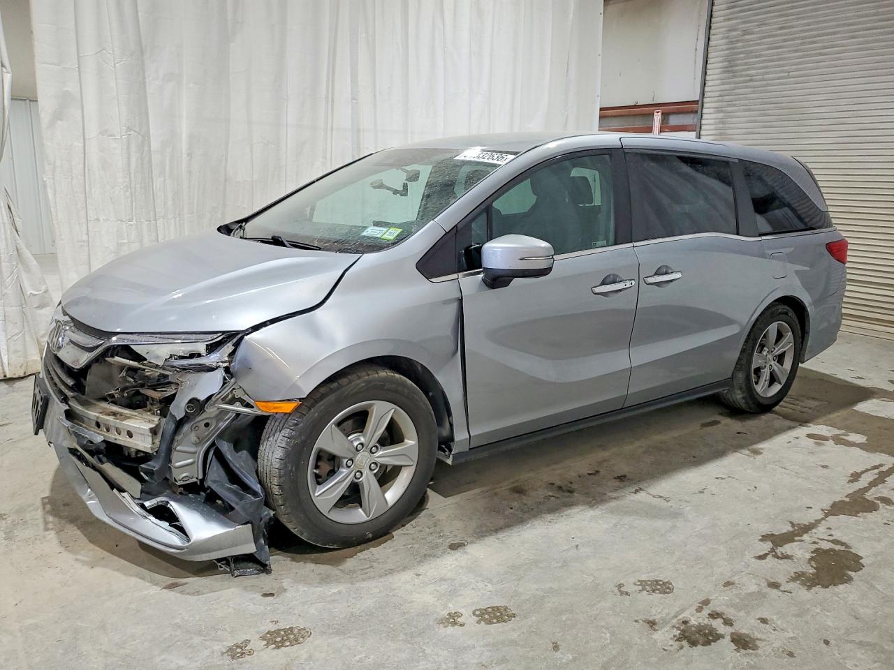5FNRL6H57JB066615 · 2018 HONDA ODYSSEY