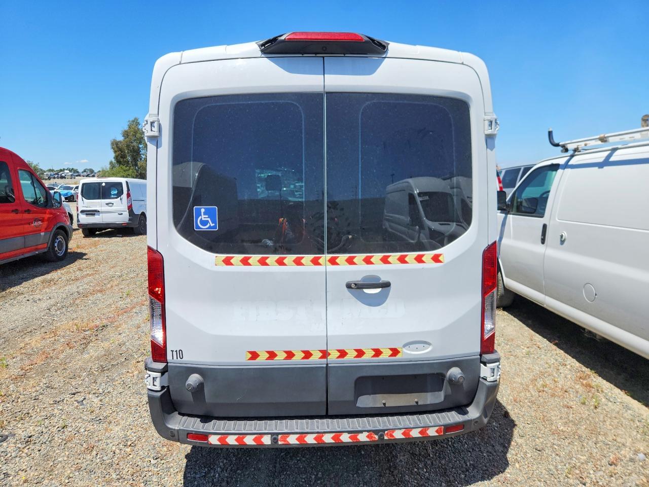 1FBZX2CM9JKB20998 · 2018 FORD TRANSIT · 6/13