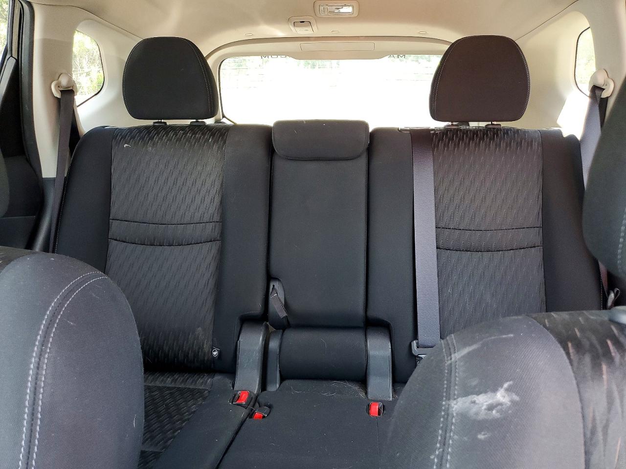KNMAT2MV0HP506847 · 2017 NISSAN ROGUE · 10/13