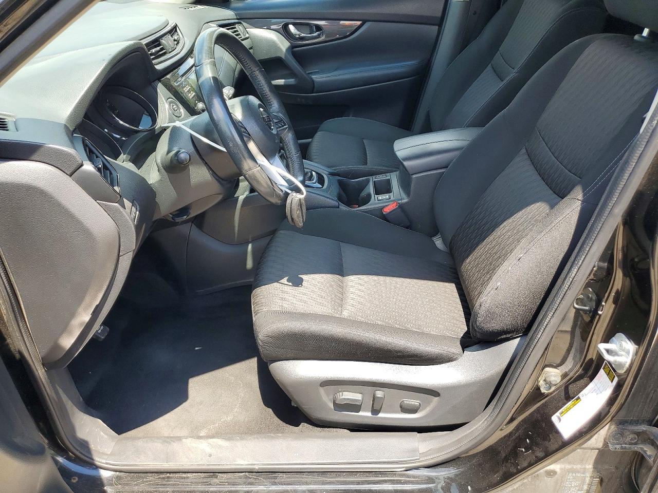 KNMAT2MV0HP506847 · 2017 NISSAN ROGUE · 7/13