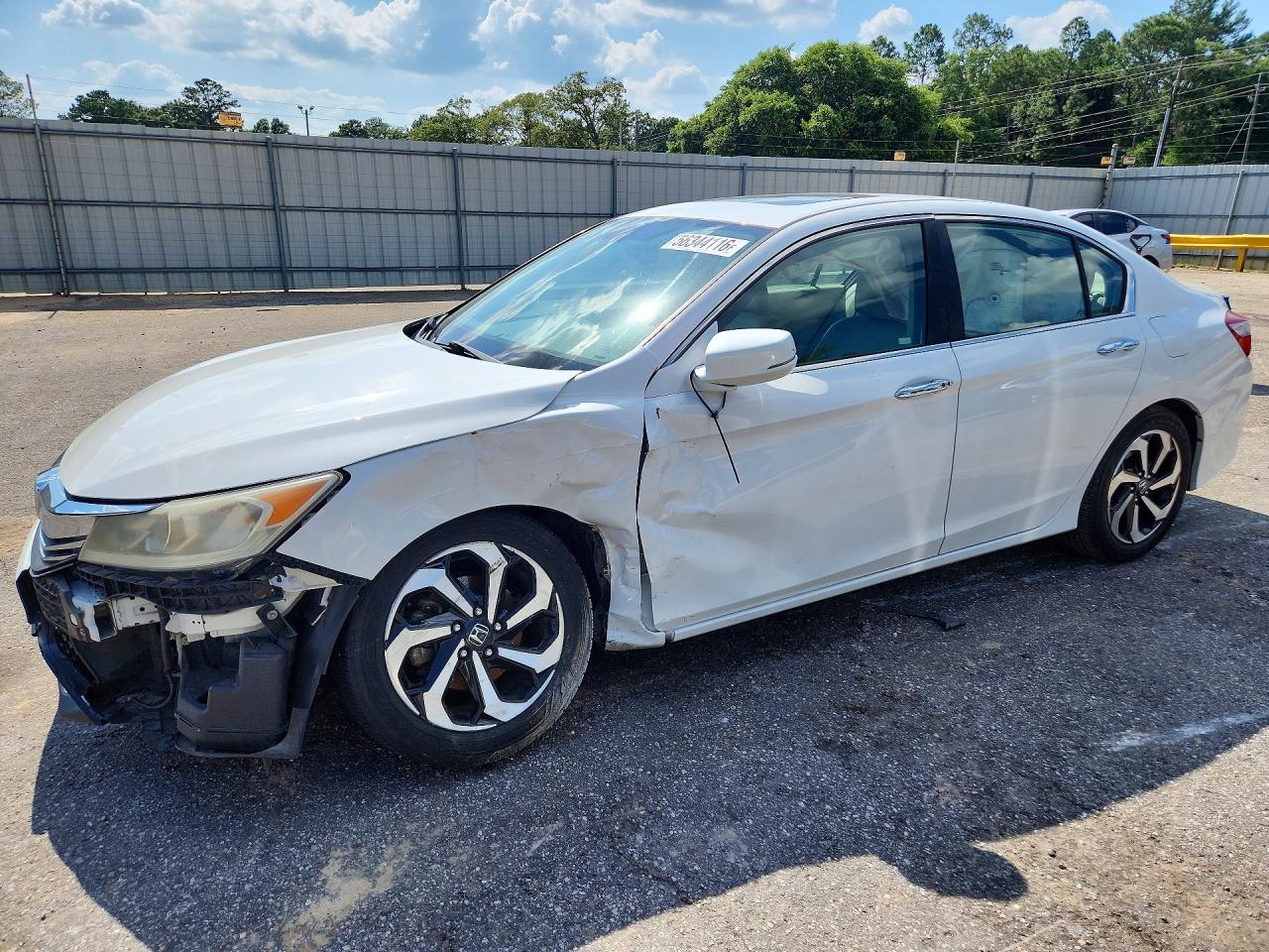 1HGCR2F82GA055714 · 2016 HONDA ACCORD