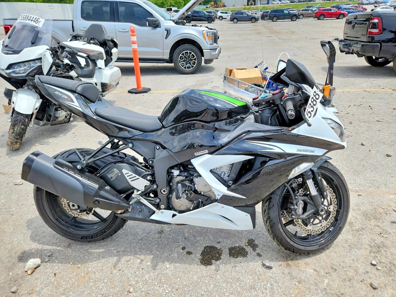JKBZXJF19GA008438 · 2016 KAWASAKI ZX636