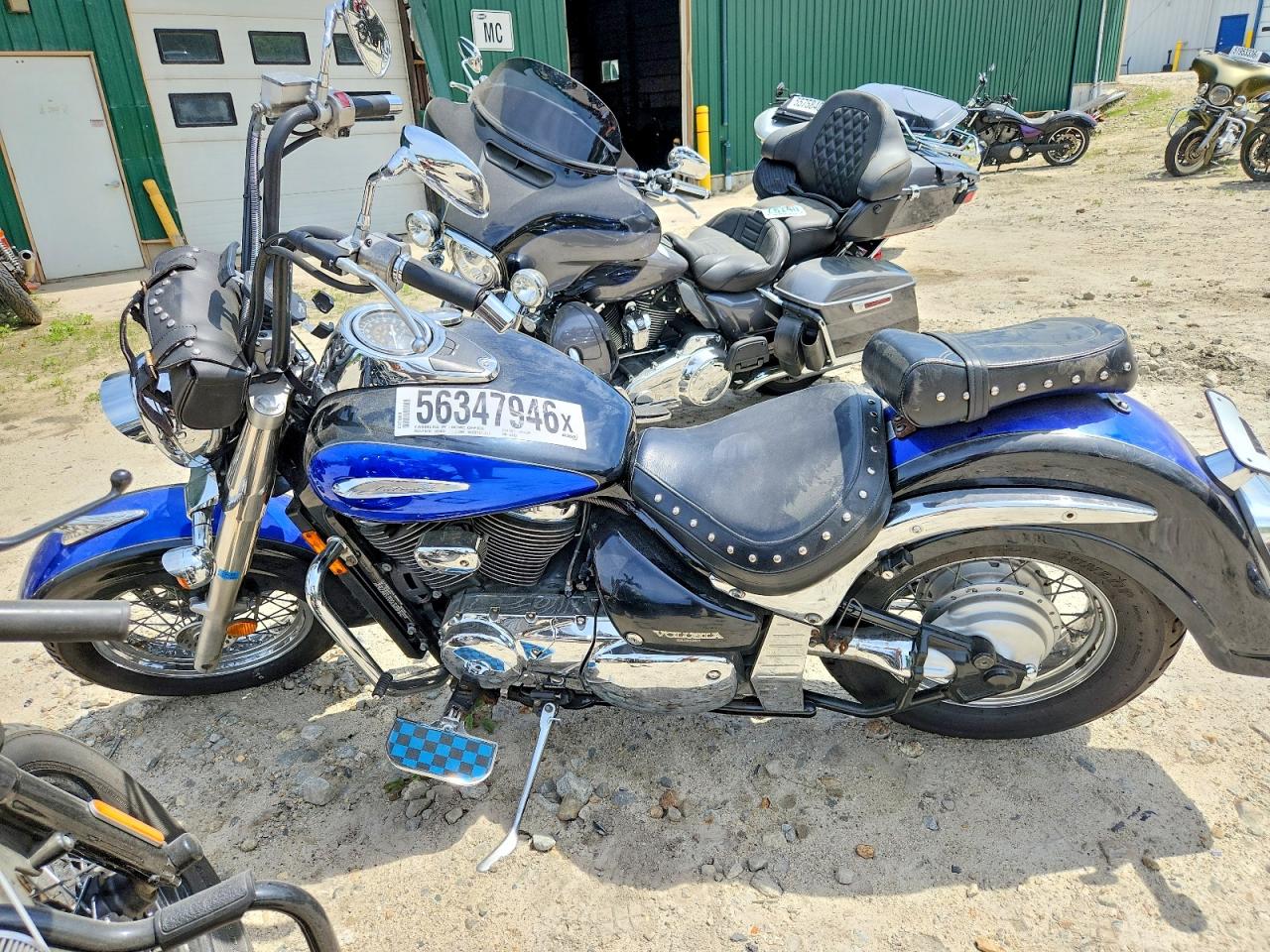 JS1VS54A322101129 · 2002 SUZUKI VL800 · 3/8