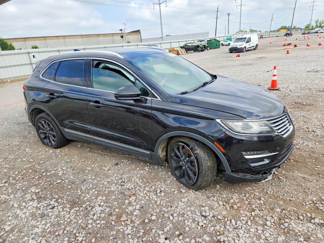 5LMCJ2A94FUJ28724 · 2015 LINCOLN MKC · 4/13