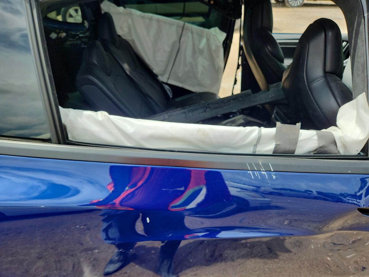 5YJXCDE2XHF046715 · 2017 TESLA MODEL X · 10/12