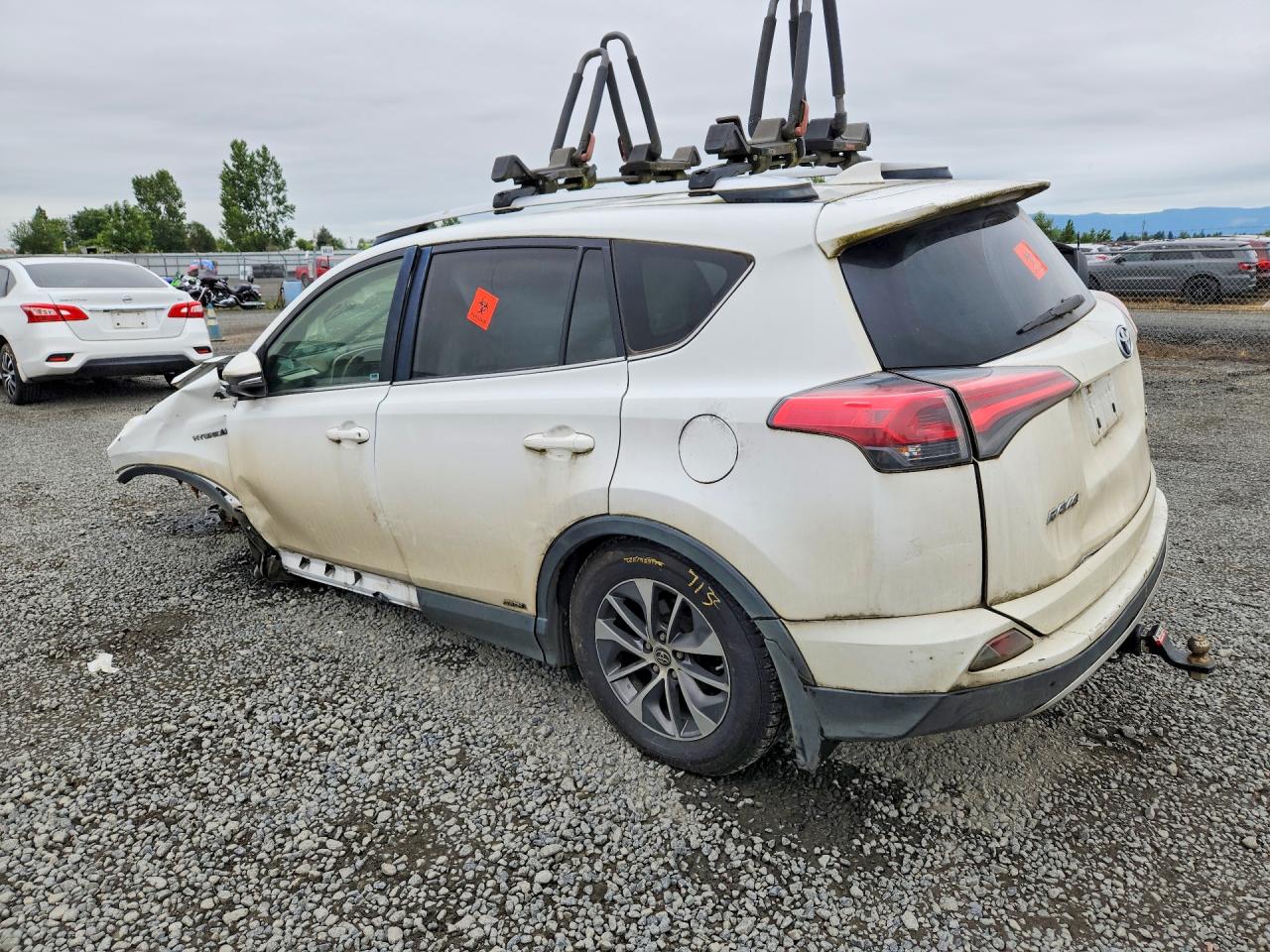 JTMRJREV2GD055078 · 2016 TOYOTA RAV4 HV · 2/13