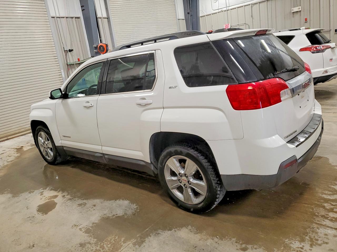 2GKFLXEK6F6341606 · 2015 GMC TERRAIN · 2/13