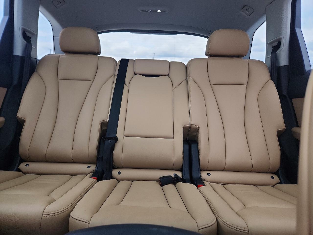 WA1AXAF79MD033114 · 2021 AUDI Q7 · 10/14