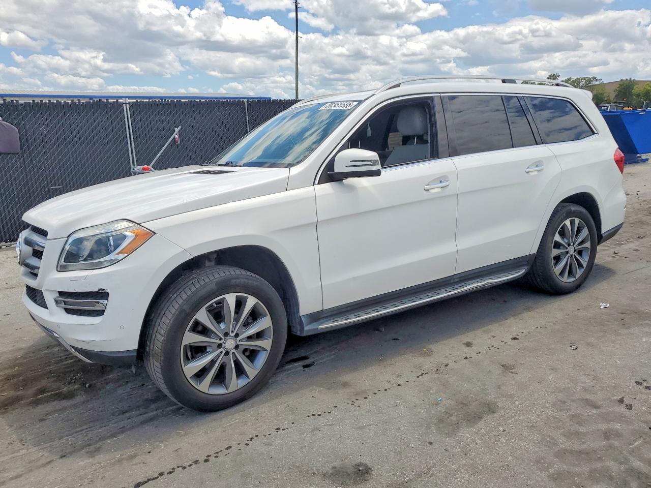 4JGDF7CE2EA315265 · 2014 MERCEDES-BENZ GL