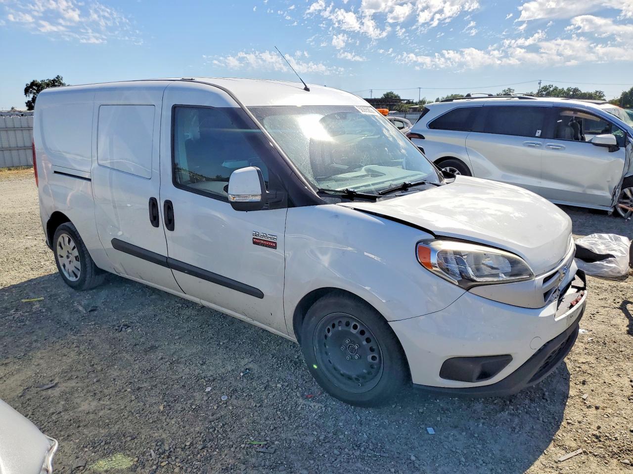 ZFBERFBT8G6B49131 · 2016 RAM PROMASTER CITY · 4/13