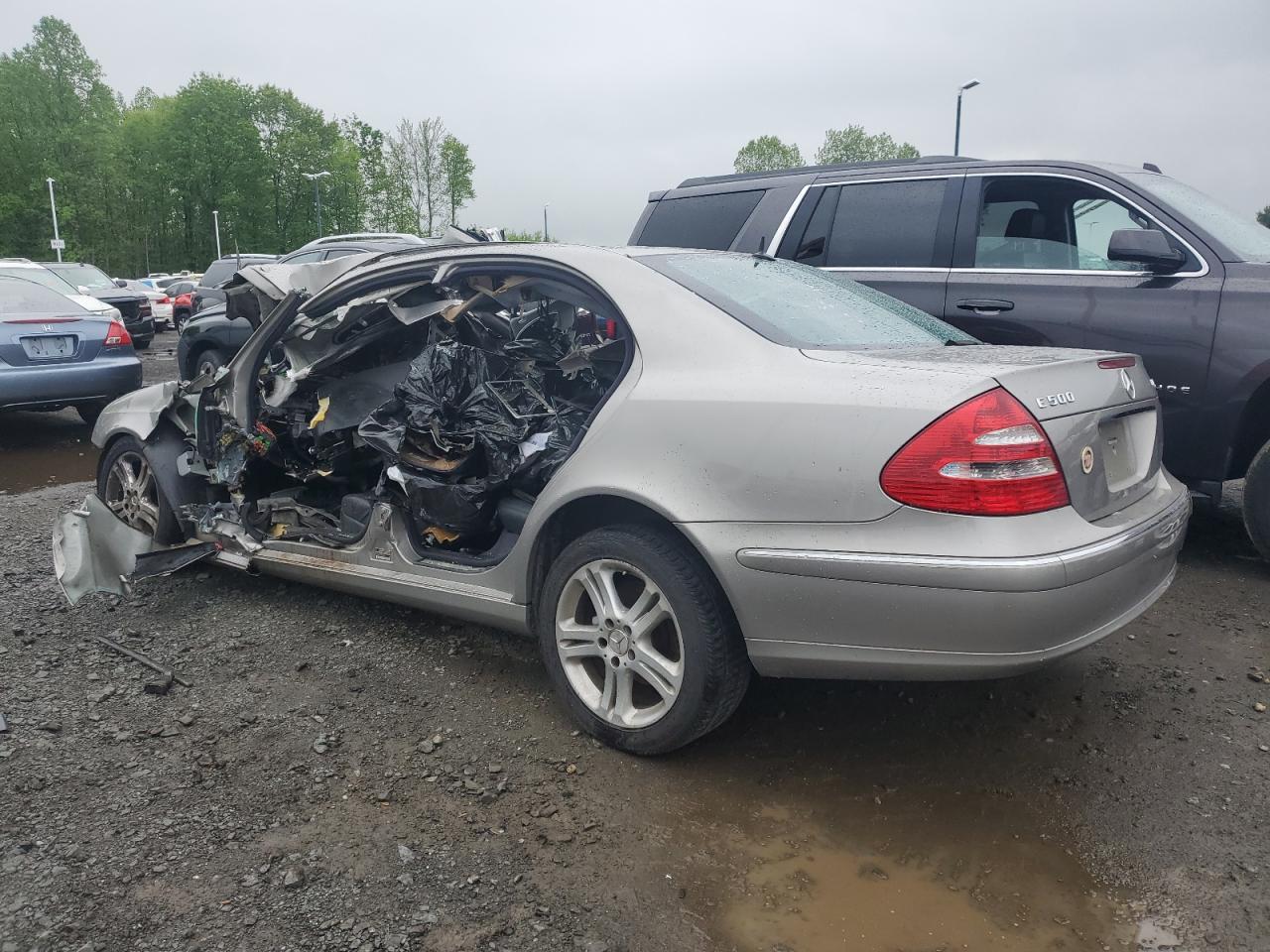 WDBUF83J54X163645 · 2004 MERCEDES-BENZ E · 2/13