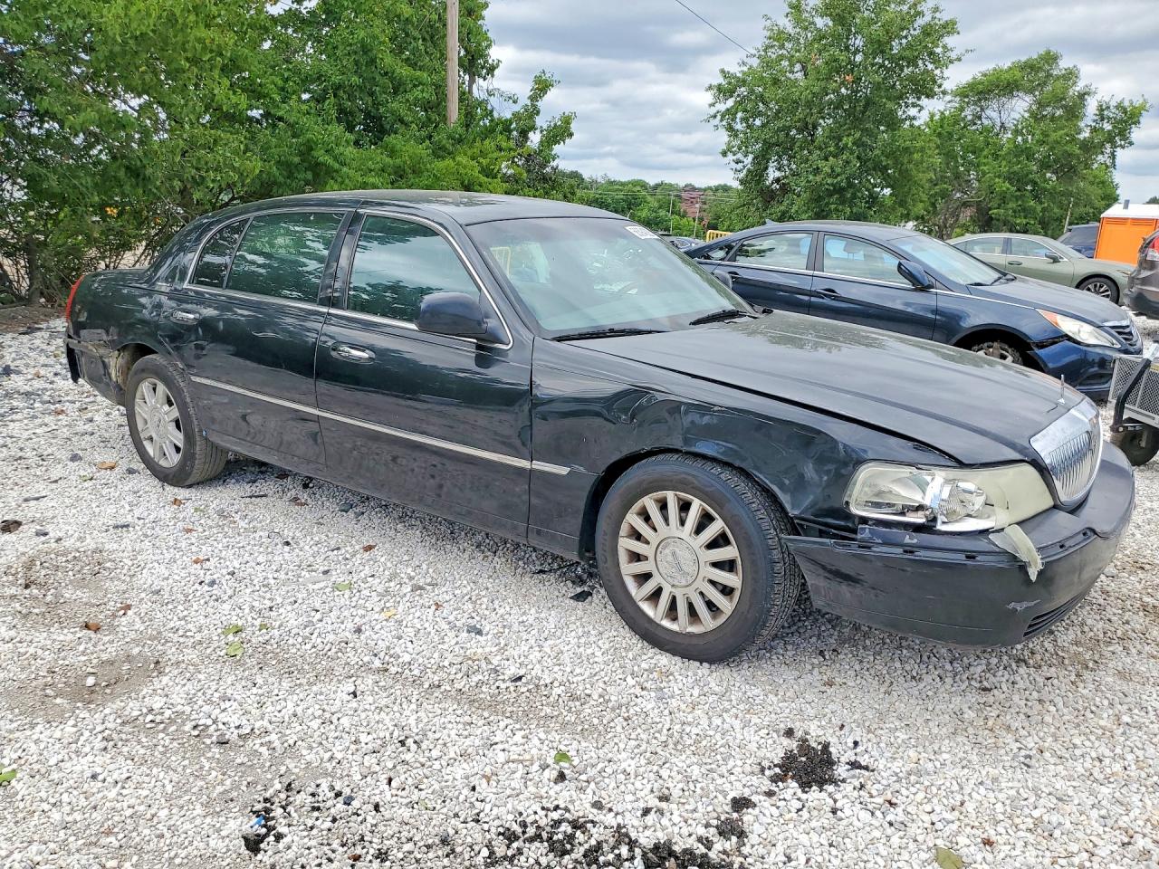 1LNHM85V86Y646452 · 2006 LINCOLN TOWN CAR · 4/12
