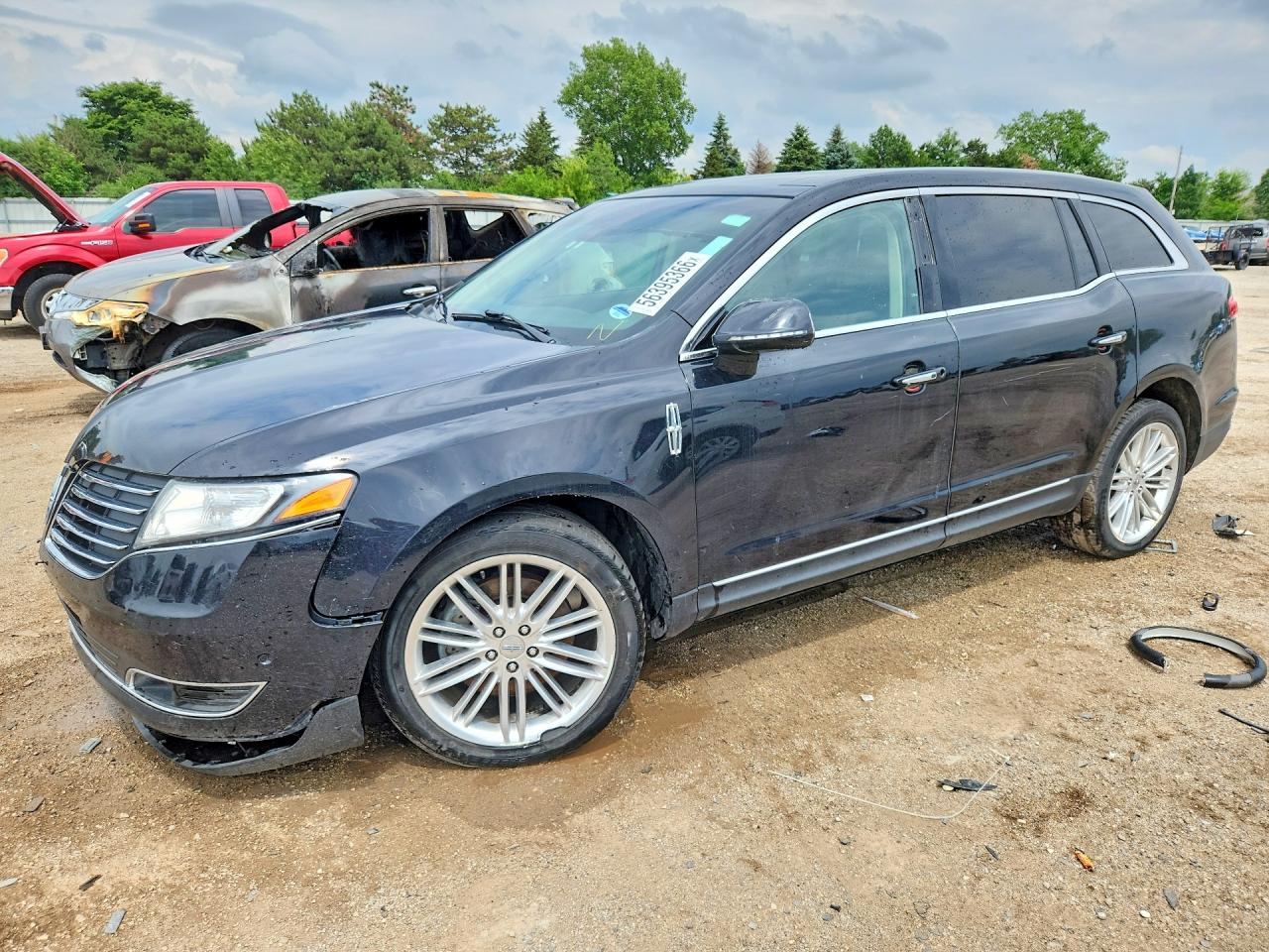 2LMHJ5AT0KBL03805 · 2019 LINCOLN MKT