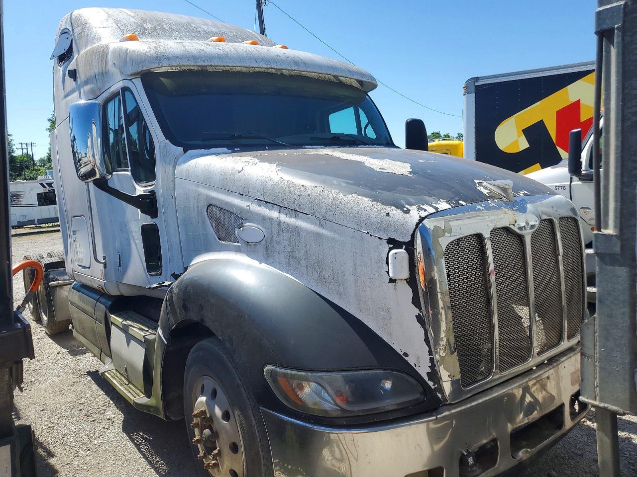 1XP7DB9X13D802034 · 2003 PETERBILT 387