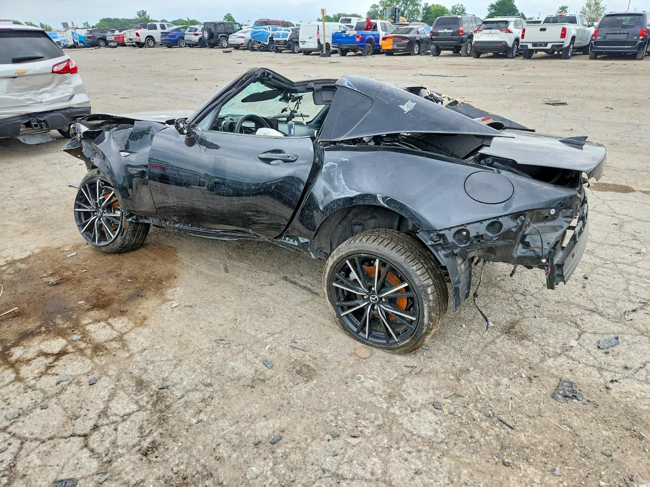 JM1NDAM79S0653274 · 2025 MAZDA MX-5 MIATA · 2/12