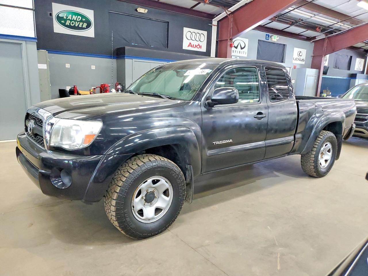 5TFUX4EN5BX006489 · 2011 TOYOTA TACOMA