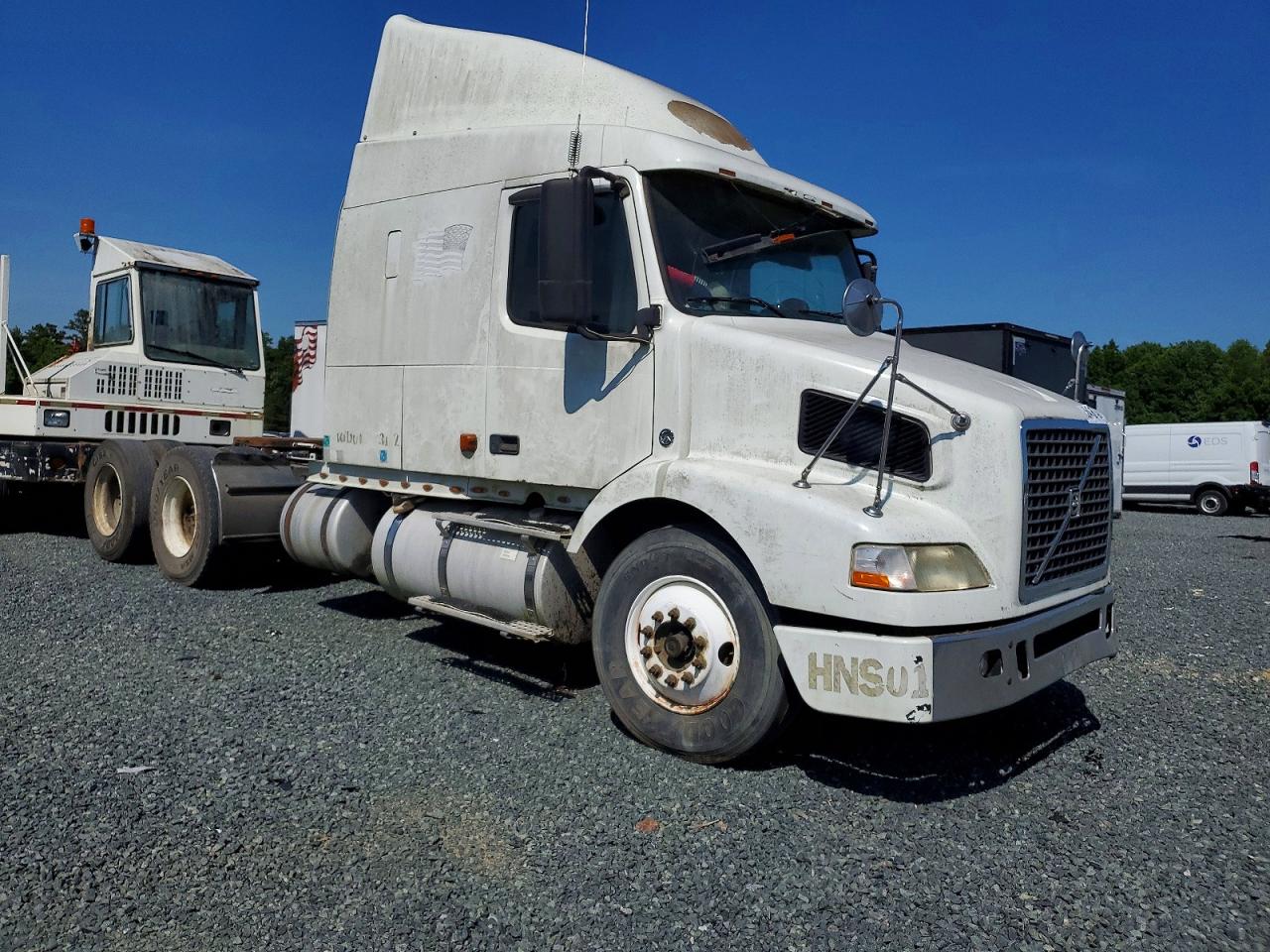 4V4MC9GH57N460779 · 2007 VOLVO VN