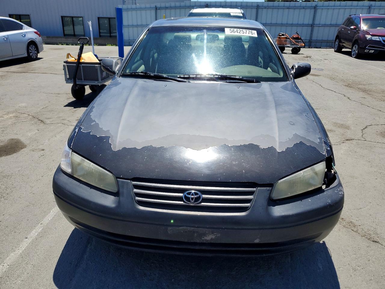 4T1BG22KXVU017575 · 1997 TOYOTA CAMRY /LE/ · 5/12