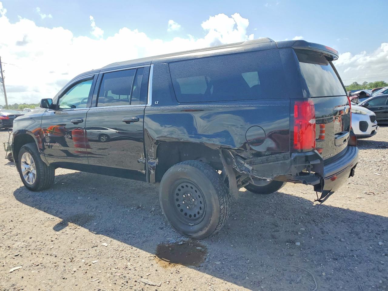 1GNSCHKC9GR358510 · 2016 CHEVROLET SUBURBAN · 2/13