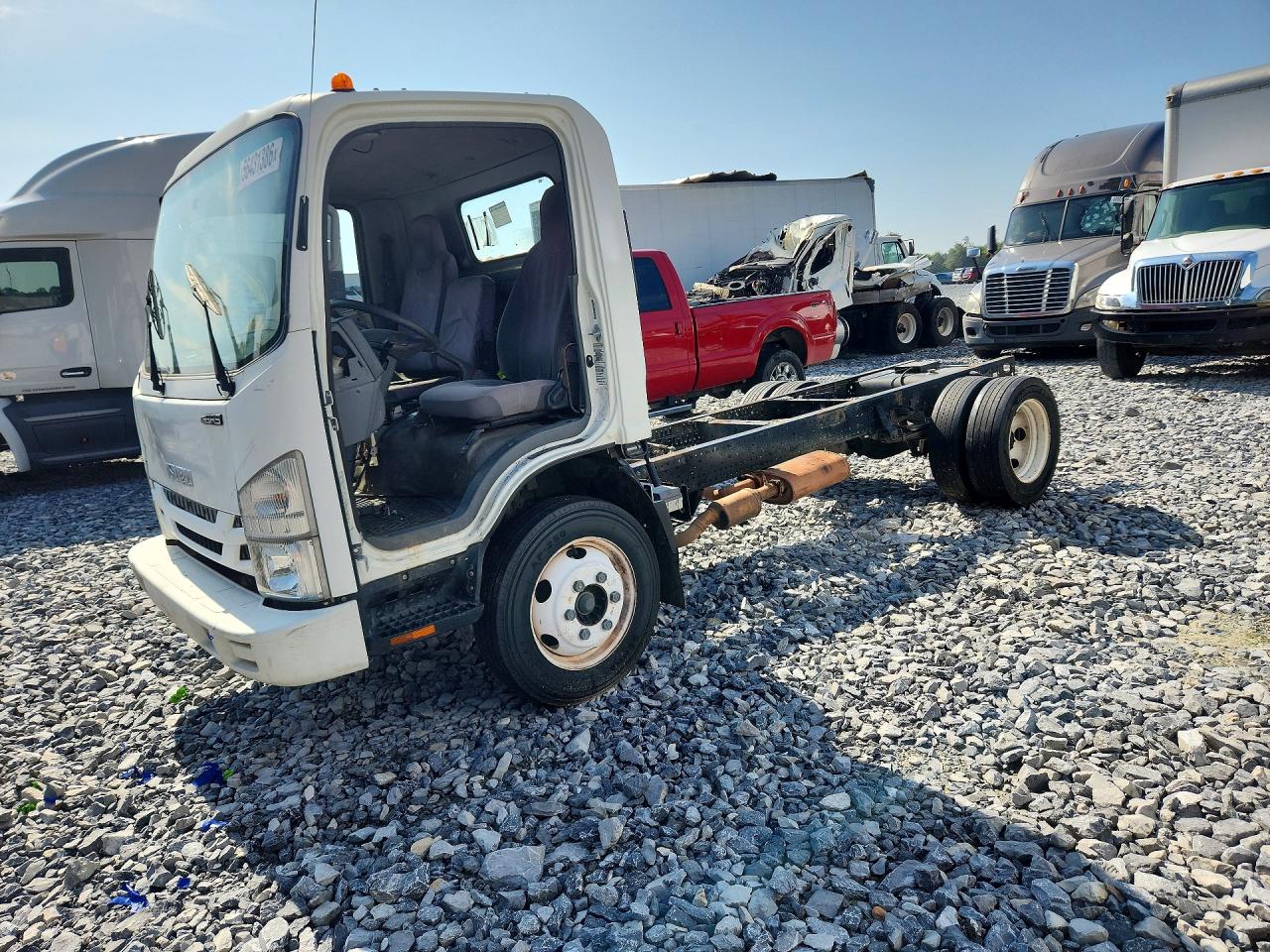 2017 ISUZU NPR HD