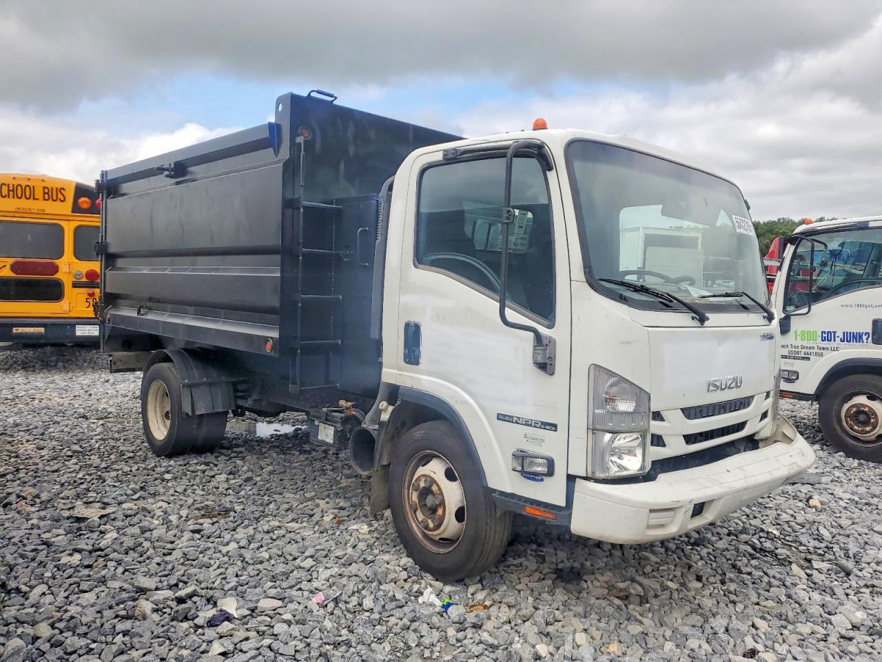 54DC4W1B6HS802374 · 2017 ISUZU NPR HD