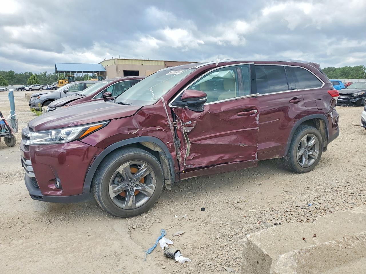 5TDDGRFH4JS047447 · 2018 TOYOTA HIGHLANDER HYBRID