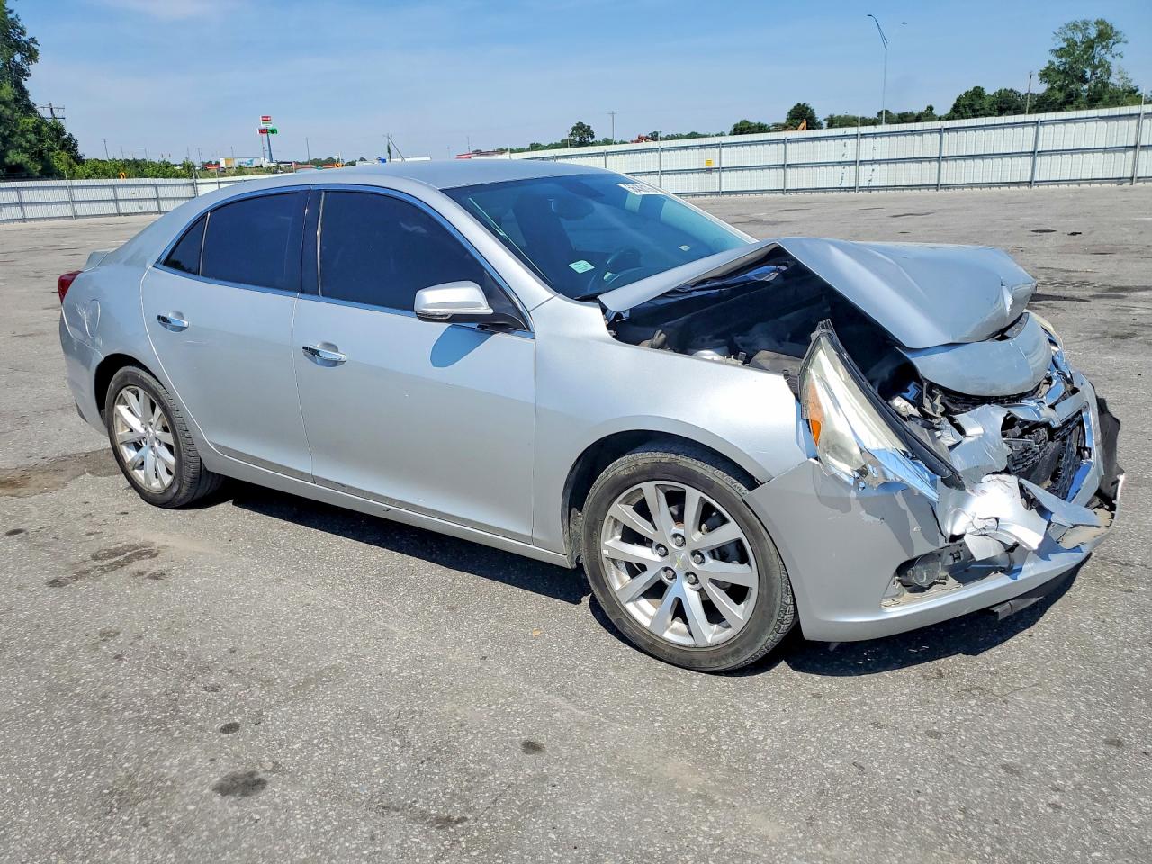 1G11E5SA2GF131147 · 2016 CHEVROLET MALIBU LIMITED · 4/12