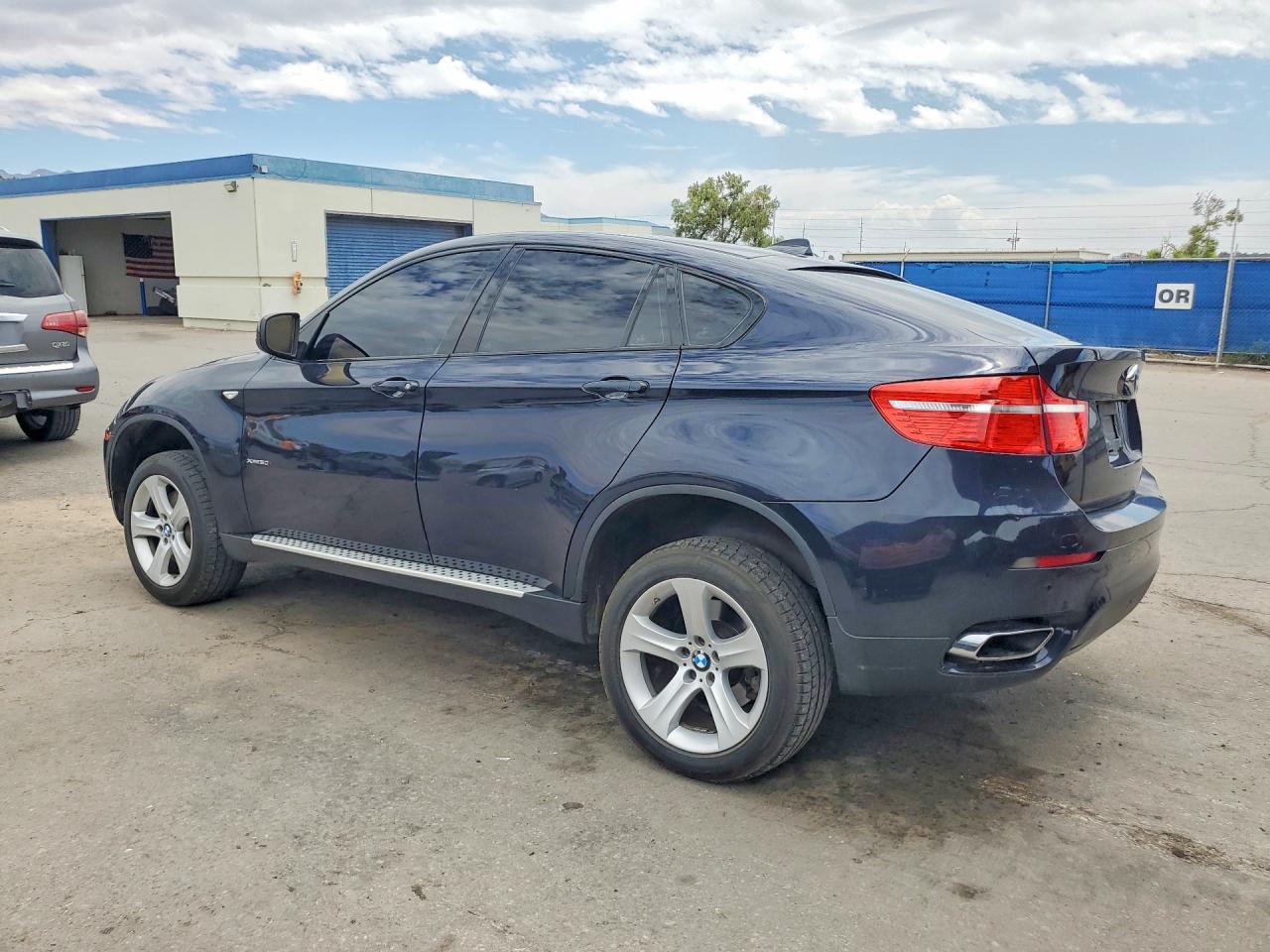 5UXFG83579LZ92515 · 2009 BMW X6 · 2/13