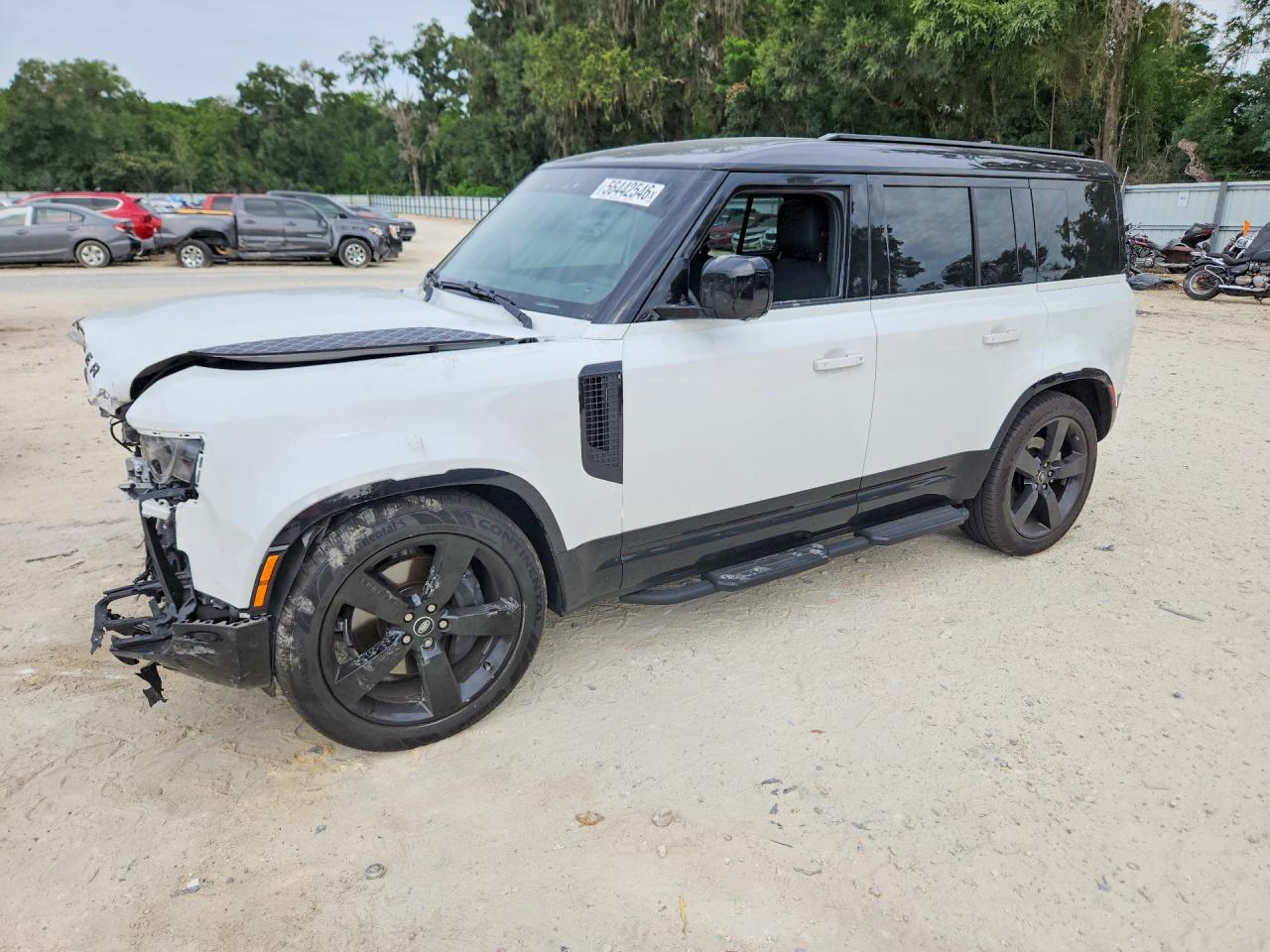 SALE27EU9S2446300 · 2025 LAND ROVER DEFENDER