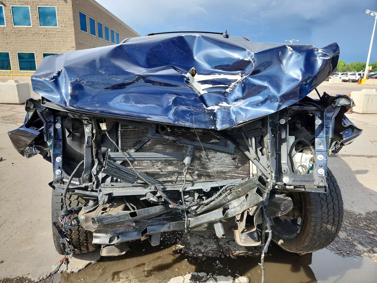 1GNSKBKC0JR227537 · 2018 CHEVROLET TAHOE · 5/13