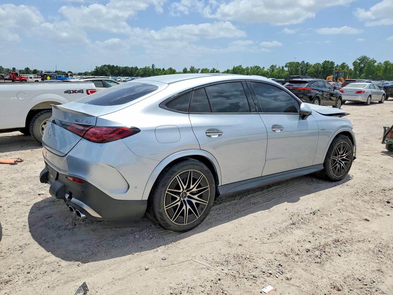 W1NKJ8HB8SF298073 · 2025 MERCEDES-BENZ GLC COUPE · 3/13